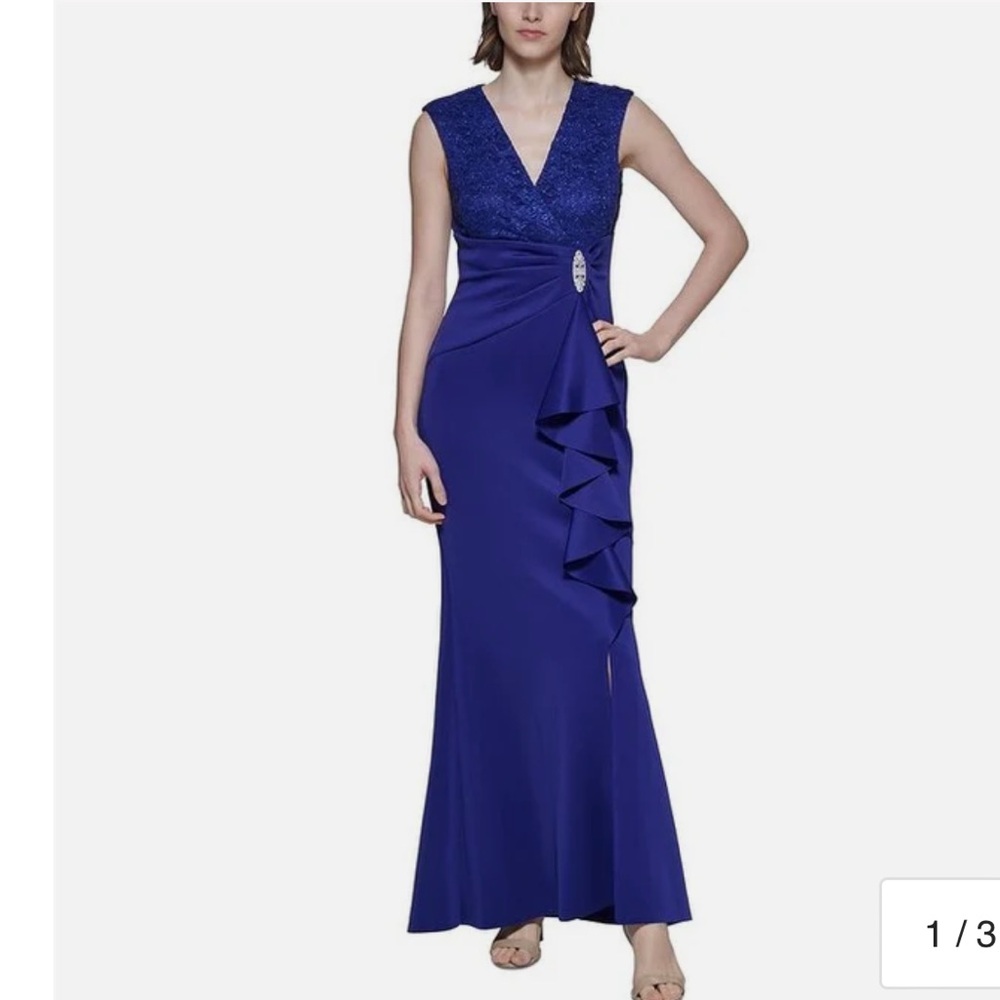 Preowned Jessica Howard Women's Lace Bodice
Ruffled Gown Blue Size 12
